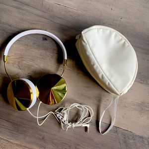 FRENDS gold foldable headphones